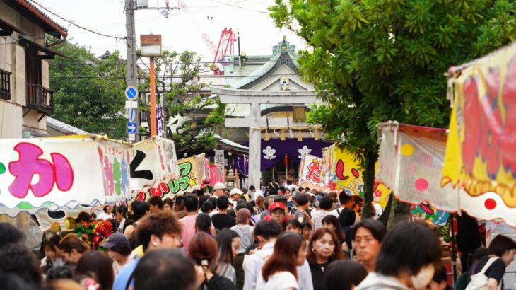 大國魂神社 すもも祭 2025年大國魂神社にすももの屋台がずらり 縁起物の頒布や伝統芸能の奉納も！東京都府中市いこーよとりっぷ