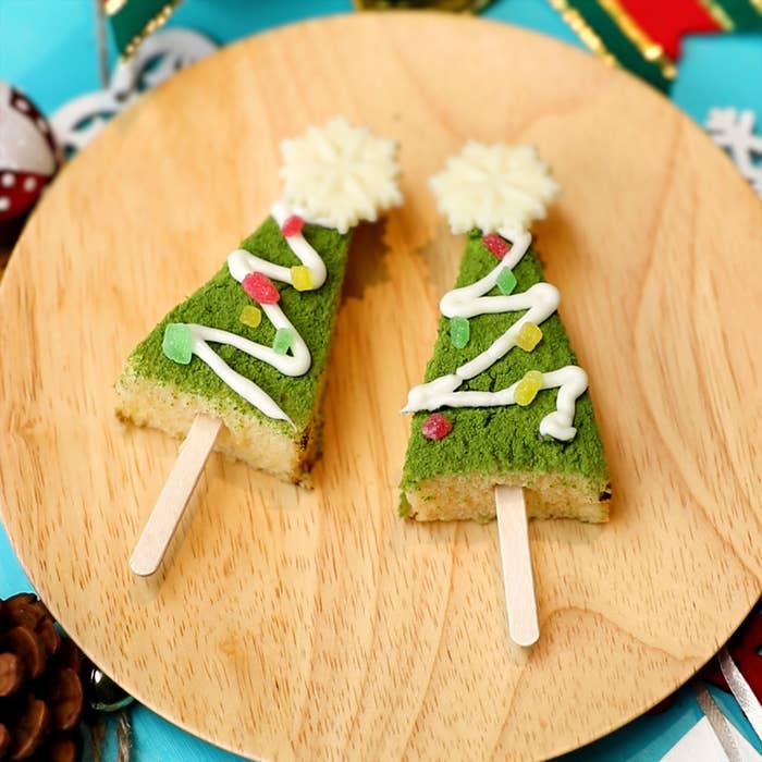 子どもと作るやさしいお菓子① クリスマスツリーケーキ