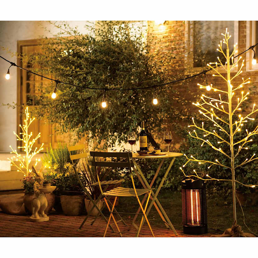 クリスマス飾りサンタさん ライトアップ インフレータブル 膨らます庭 屋外装飾