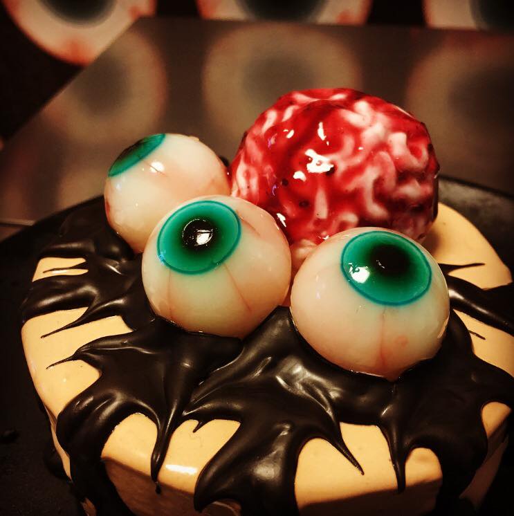 ハロウィン目玉チョコの簡単レシピ