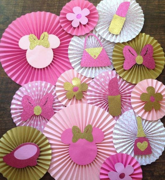 折り紙 1枚で可愛いハートの飾り 七夕やお誕生日、バレンタインにも！ DIYHow to make a heart ring ornamentwith origami. Valentine - YouTube