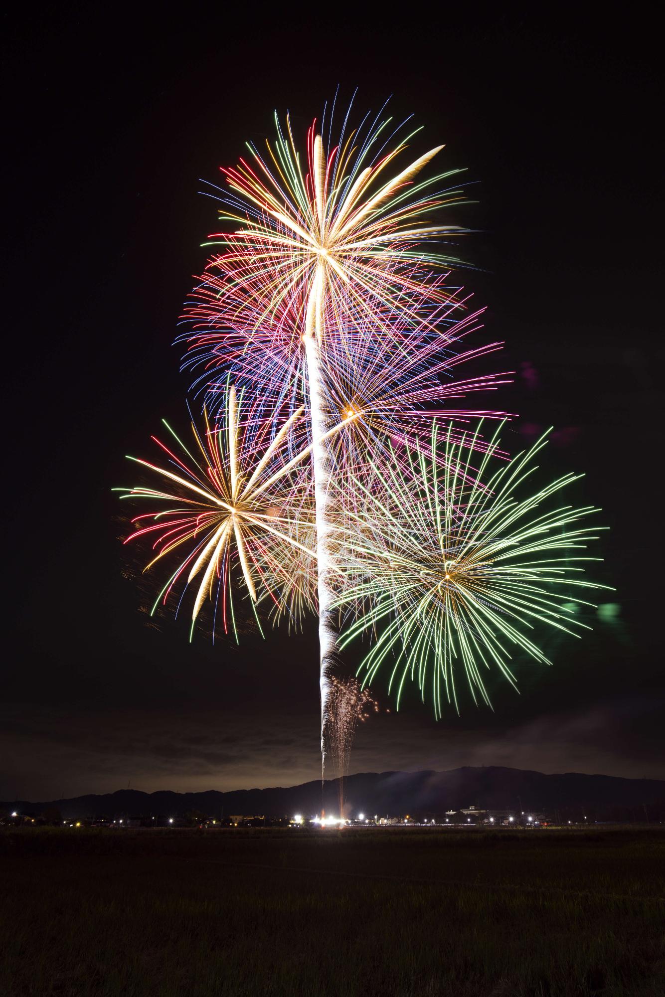 石川・富山 2025年最新版！この夏行きたい！花火大会まとめ - 週末、金沢