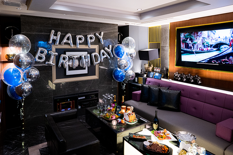 新品 Yommo 誕生日バルーン happy birthday 飾り付け 青色