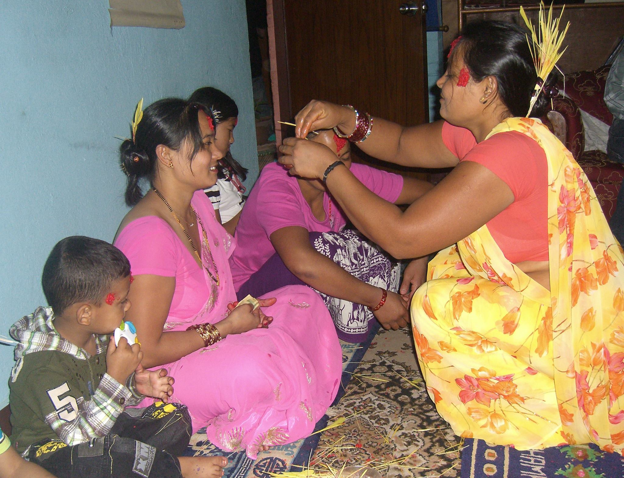 ネパール祝祭日カレンダー2025年！今年のダサイン＆ティハールは？ネパールロリポップ