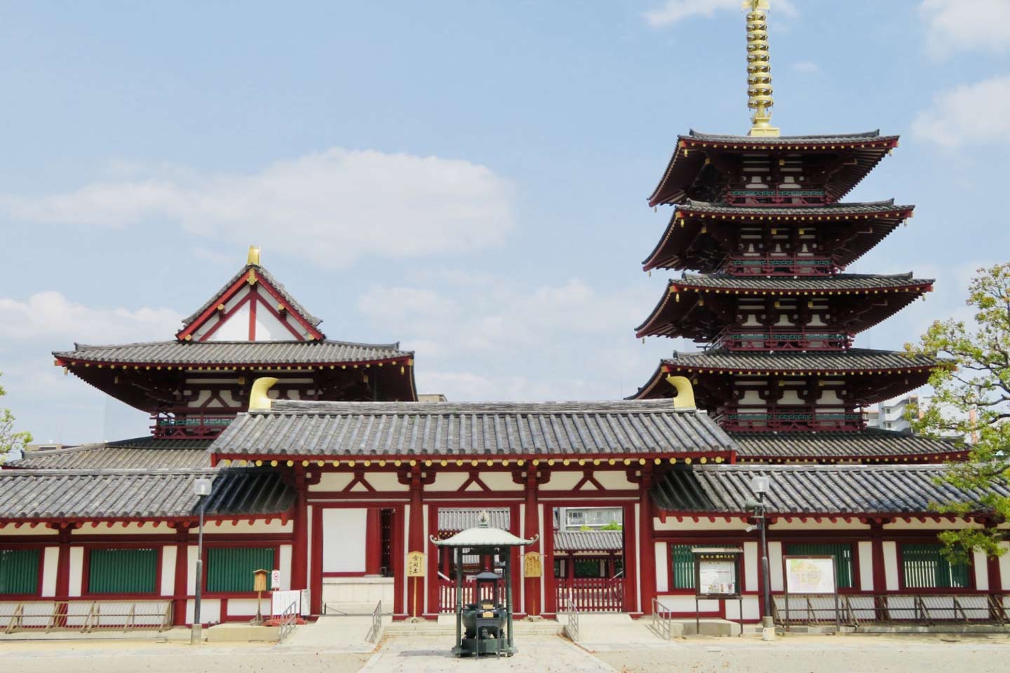 病気平癒や疫病退散も。関西の神社仏閣&パワースポットを鏡リュウジがご案内OnTrip JAL