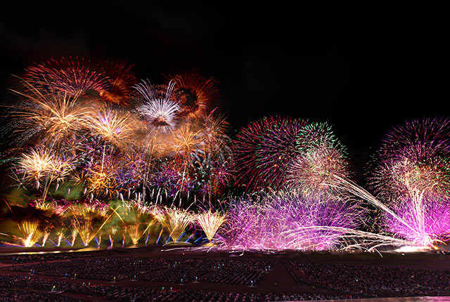 日本三大花火大会とは？一度は見たい！日本を代表する大曲・土浦・長岡の花火大会2025花火大会ナビ