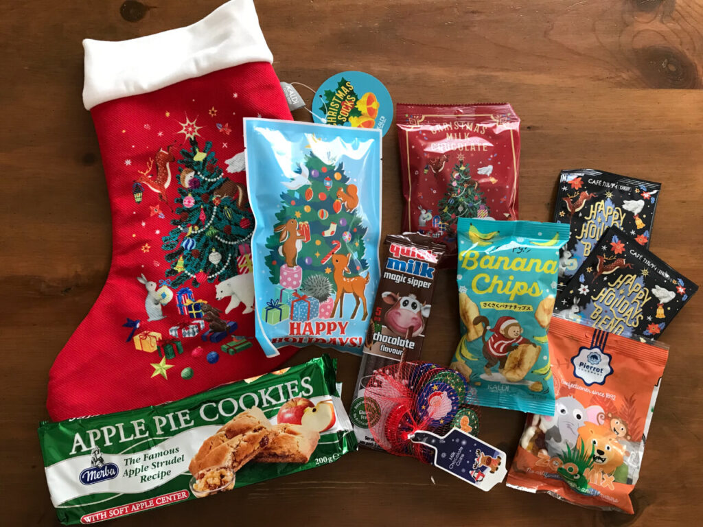 カルディ 数量限定のクリスマスソックスが激アツ！お得すぎて驚いたその中身とは？サンキュ