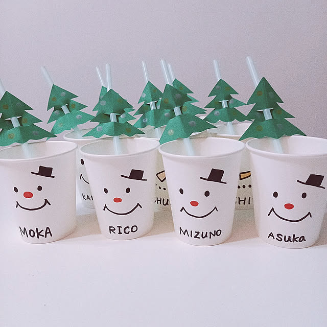 サンタとトナカイの紙コップ人形〜クリスマスにぴったり製作遊び〜保育と遊びのプラットフォーム ほいくる