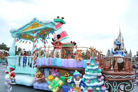 ディズニー・クリスマス2024」を取材レポ！グッズや見どころを紹介＜東京ディズニーリゾート R ＞ じゃらんニュース