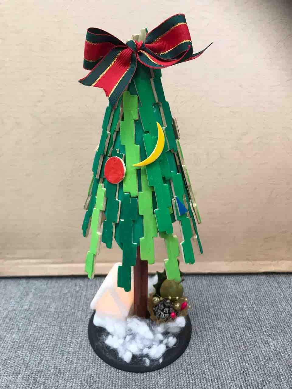 紙工作 クリスマスツリーとクリスマスリース