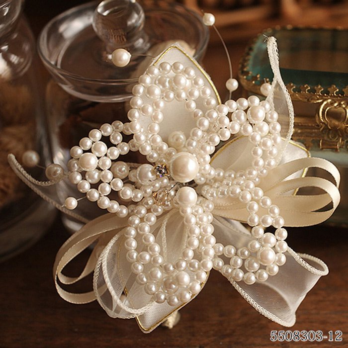 卒業式・入学式アクセサリーにいかがですか？ もちろん普段使いも👌💖 2月10日土曜日21:00より minneで販売します🥳ハンドメイド アクセサリーハンドメイドピアスハンドメイドイヤリング卒業式アクセサリー卒業式ママコーデパールアクセサリーパールピアス