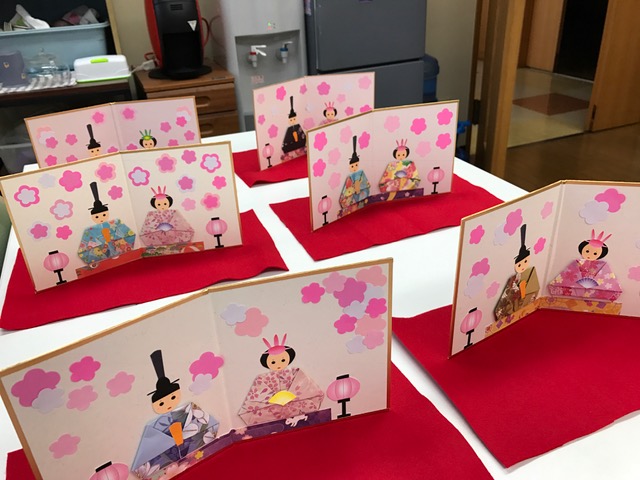 簡単なひな祭りの折り紙の作り方