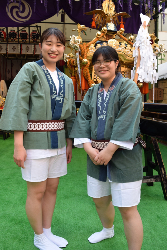 教えておしんちゃん お神輿の担ぎ方