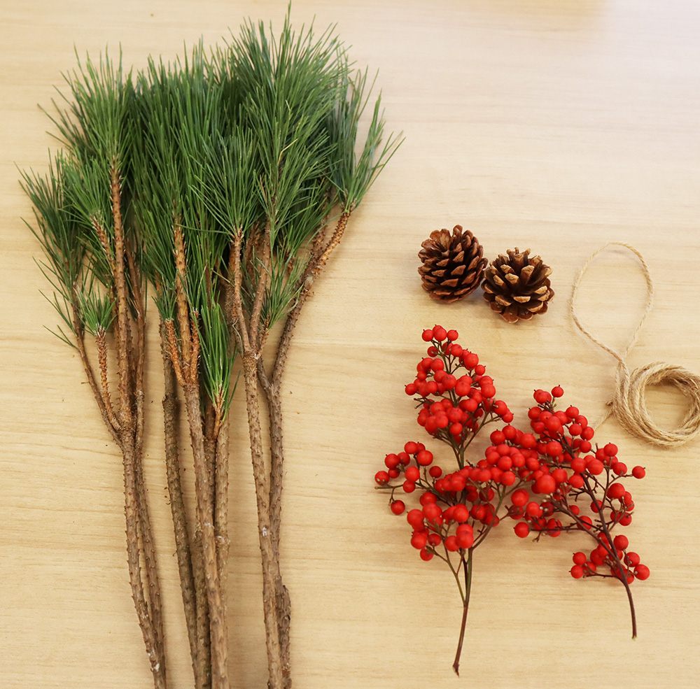 お正月のフラワーアレンジメントのアイデアCraftie Style