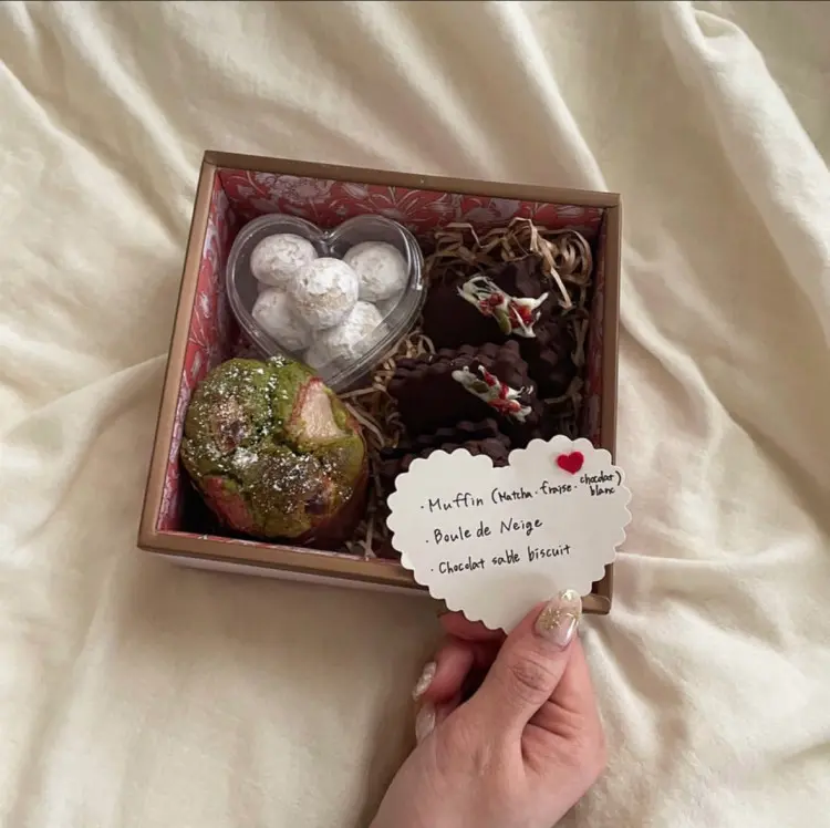 バレンタインラッピング おしゃれなアイデア満載お菓子・パン材料・ラッピングの通販 cotta＊コッタ