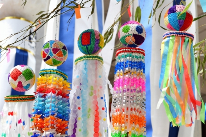 子どもと楽しく七夕飾りを制作しよう♪保育士を応援する情報サイト 保育と暮らしをすこやかに ほいくらし