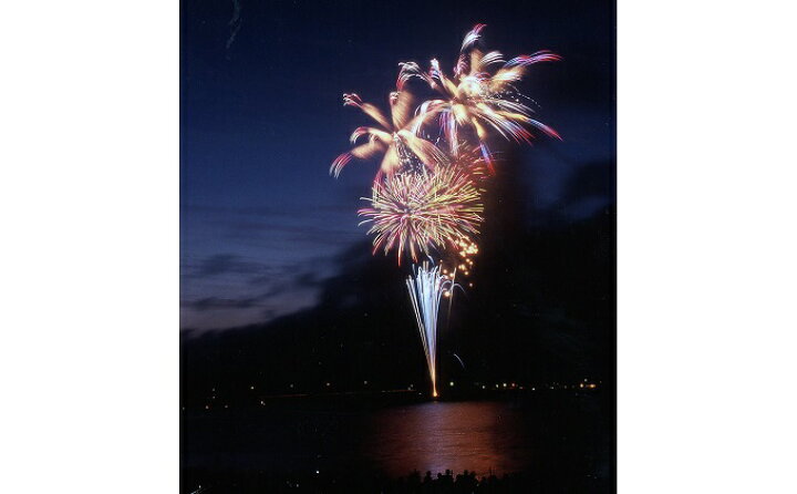 花火大会でおなじみの「スターマイン」を解説！実は“花火の名前じゃない”!? - 花火大会2025 - ウォーカープラス