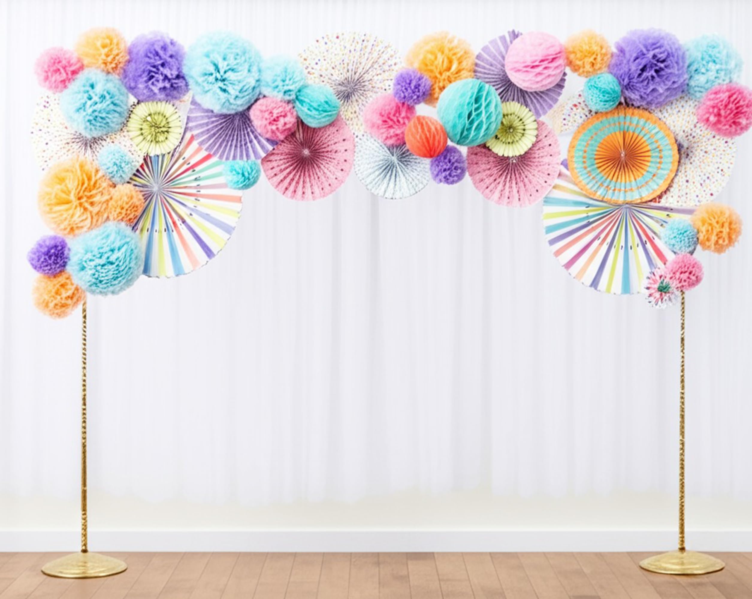 折り紙 🍓苺のケーキプレゼントBOXOrigamiStrawberry cake made in a hexagonal boxwith a lid