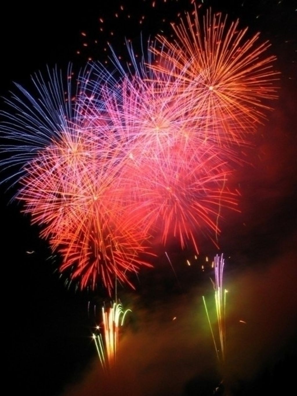 2025年8月11日 「海津夏まつり」が本日開催！花火の打ち上げも夜景FANマガジン