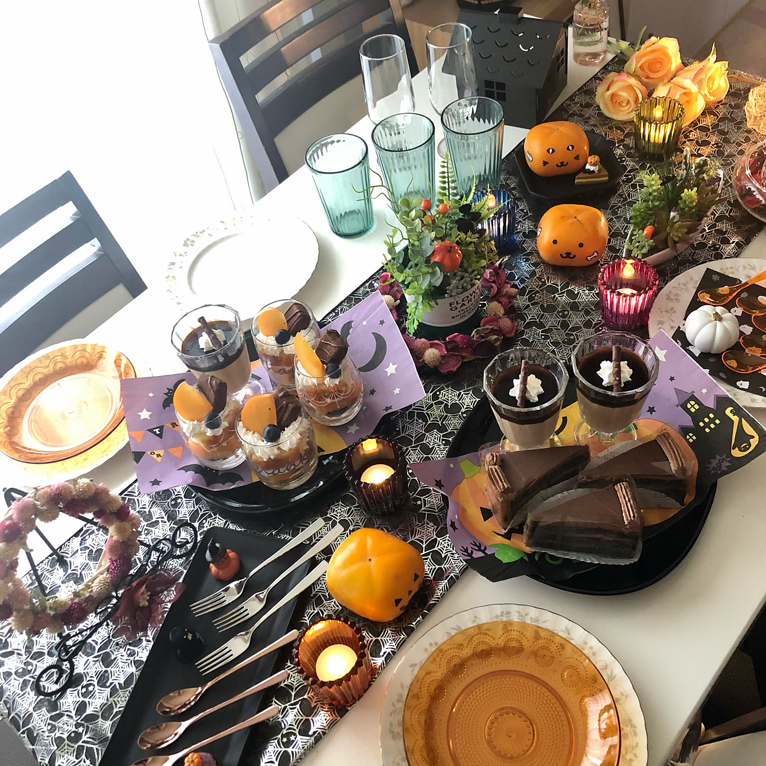 机 テーブルコーディネート ハロウィンテーブルコーディネート ハロウィン マンション などのインテリア実例 - 2023-10-2923:19:31RoomClip ルームクリップ