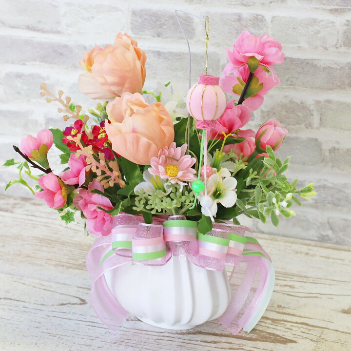 楽天市場 造花 サンダーソニアと桃のひな祭りのアレンジ シルクフラワー ゆり ユリ リリー もも モモ 雛祭り CT触媒 光触媒 フラワーアレンジインテリア フラワーアレンジメント arg : シルクフラワーの山久