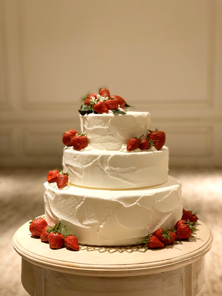 ウェディングケーキのデザイン・相場について