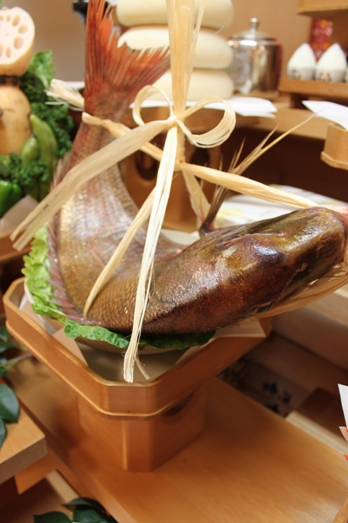 神饌 しんせん の種類や並べ方は？備えてはいけないものも紹介お葬式の杉浦本店