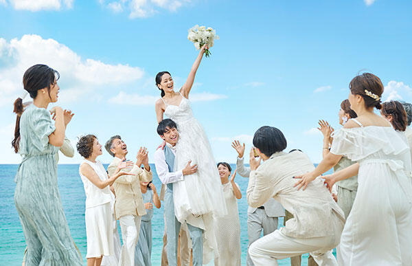 沖縄での結婚式に！人気のパーティお呼ばれかりゆしウェアのおすすめランキングキテミヨ-kitemiyo