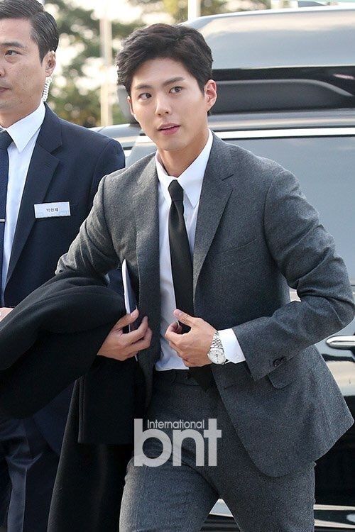 パクボゴムにそっくりの旦那さんが自慢？！」19歳で妊娠して子供3人を産んだ奥さんがバラエティ番組に登場