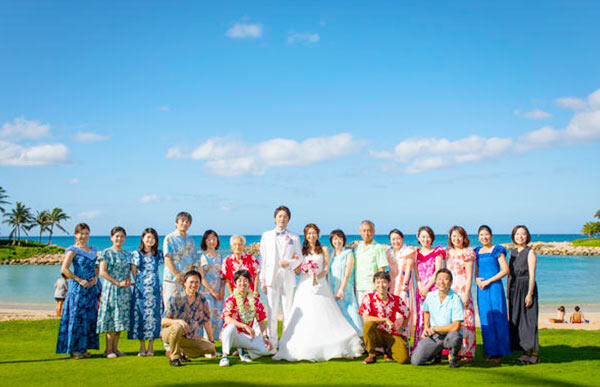 ガーデンウェディング 服装