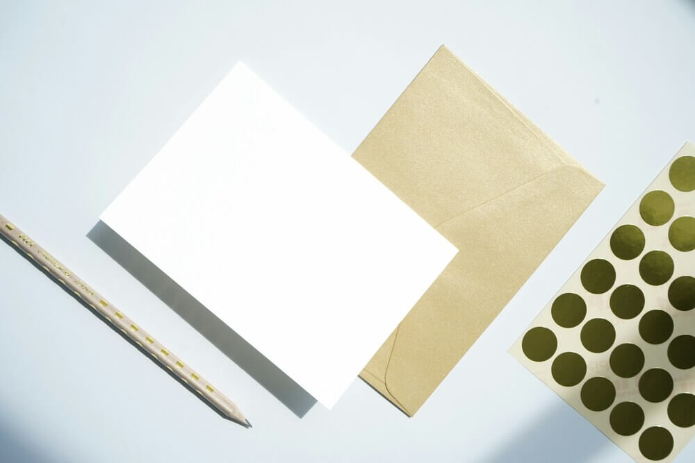 英語での年賀状の書き方！例文や定番のフレーズも紹介 - 年賀状日和年賀状特集年賀状・無料ダウンロード年賀状ならブラザ