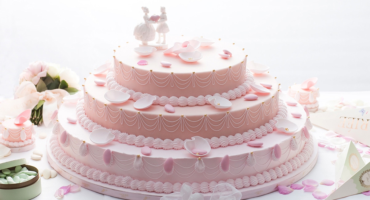 スイーツで大人気！Ladurée ラデュレ をテーマにした結婚式 - ドレッシーズ
