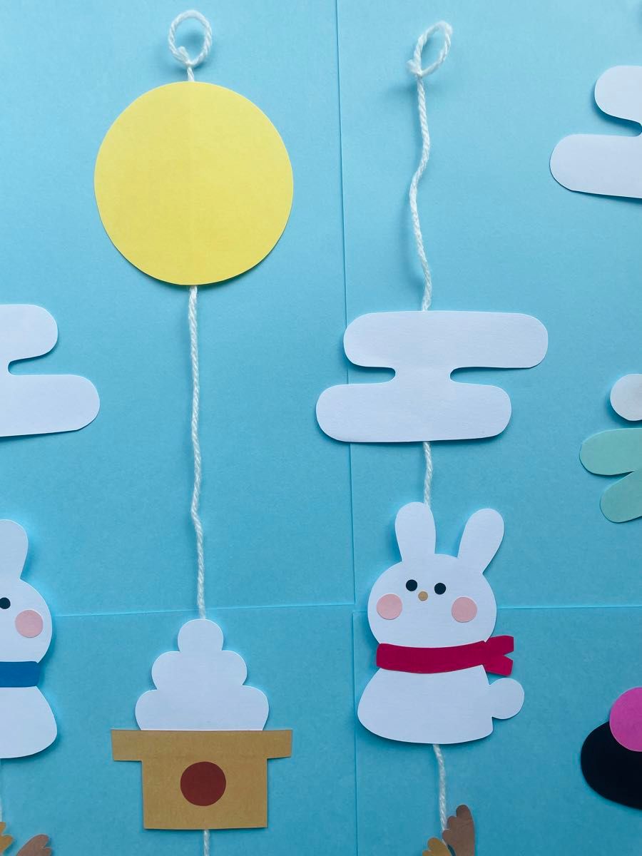 色画用紙で作る季節の壁面飾り-9月「十五夜-うさぎと月見団子」図工人