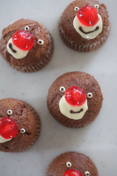 レンチン2分超簡単！クリスマスにぴったりのトナカイマフィン🦌🧣💌