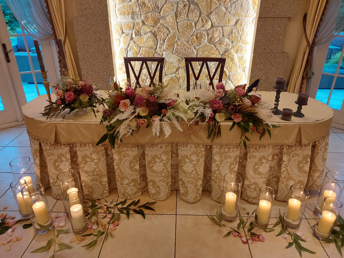 こだわりウェディング紹介！メインテーブルコーディネート