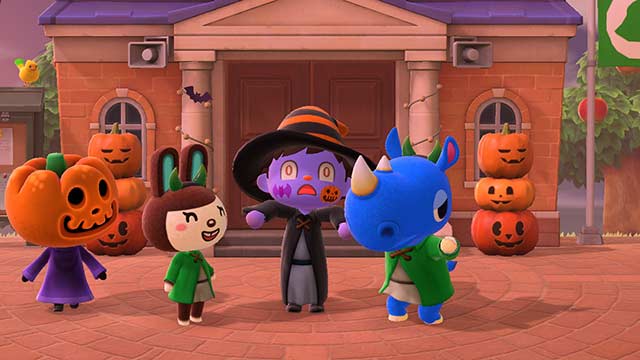 ハロウィン衣装 返り血を浴びたメイドドレスとフェイスペイント❤️ @nonnon____.ma ちゃん作♡ 実際にハチに刺されてまで木をゆすり続け！顔を腫らし！写真を撮るなんて体張ってるでしょ❤️この怨み節の表情 夢にでそう。あつ森ハロウィンハロウィンメイドマイ