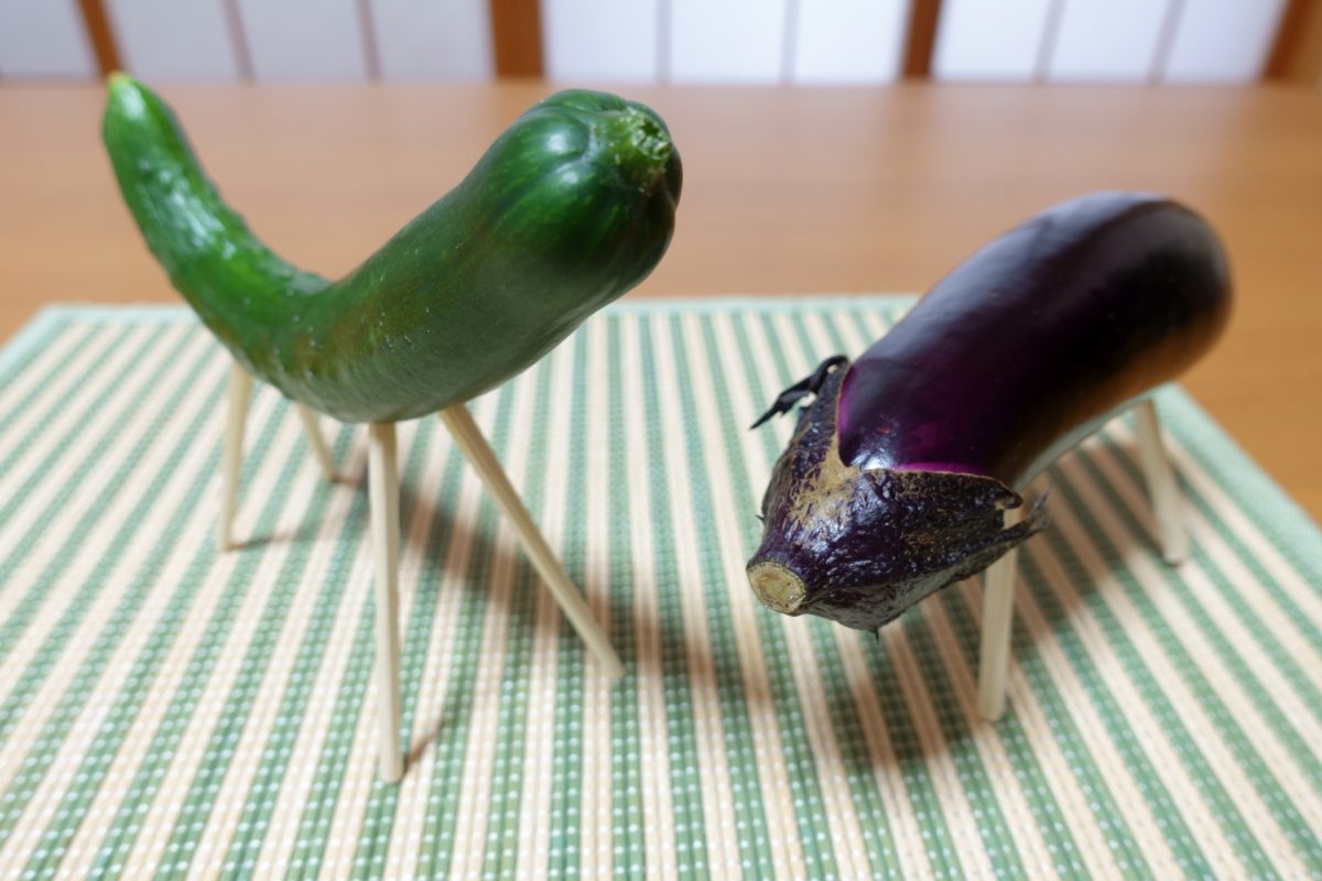 お盆の精霊馬は、なぜキュウリとナス？ 飾り方や由来を子どもにわかりやすく解説HugKum はぐくむ