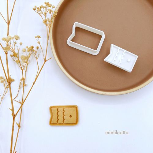 型を使わない！子供の日にピッタリ「兜のデコクッキー」