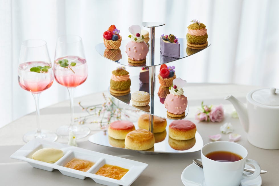 3月18日から開催 「メゾン マルノウチ」の春のアフタヌーンティーのテーマは世界の春を巡るスイーツの旅