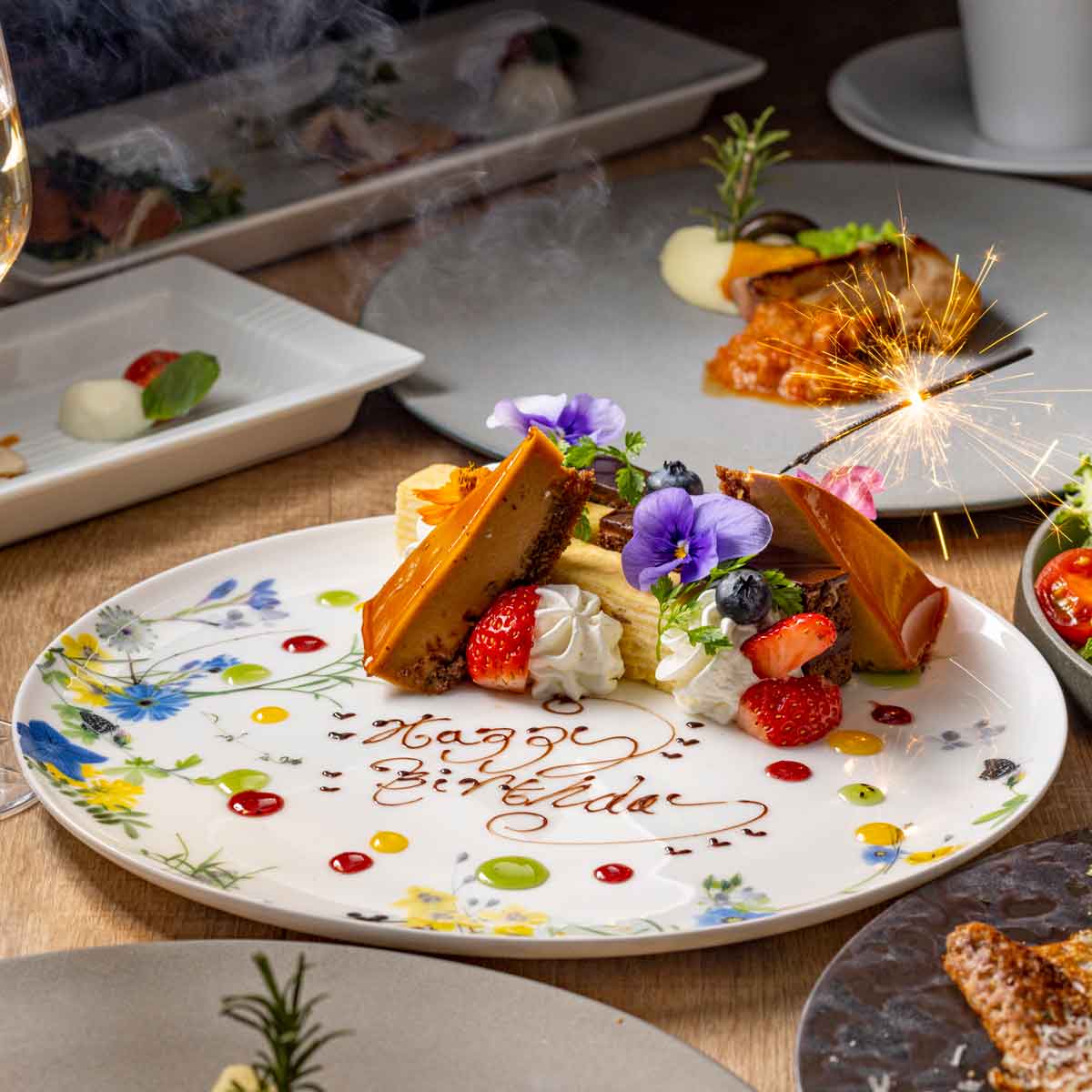 お皿デコレーション ハッピーバースデープレートの写真・画像素材-Snapmart スナップマート