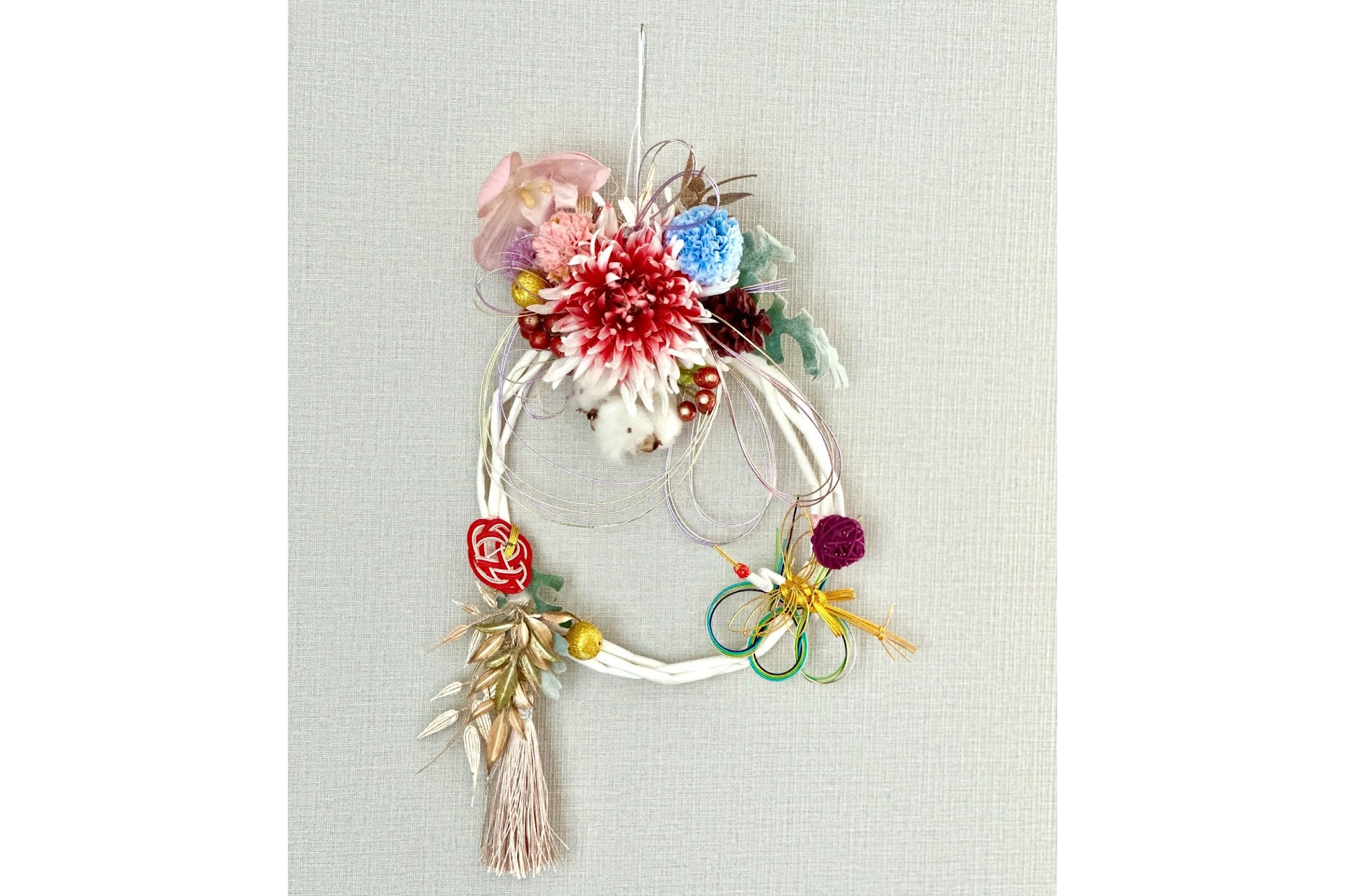 100均DIY 正月飾り「しめ縄リース」を手軽に作ろう♪ 手作りでおしゃれにアレンジ - macaroni