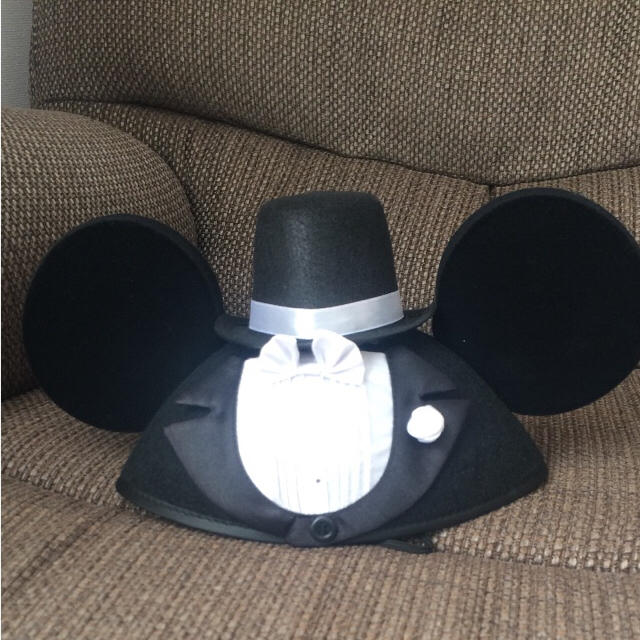 ビビアン・スーもお気に入り♡ミッキーの耳つき帽子を被ったウェディングフォトが可愛すぎる