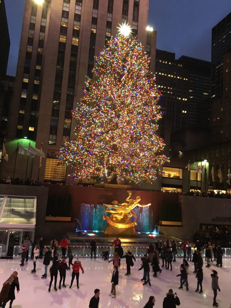 All Alone on Christmas 一人ぼっちのクリスマス伊賀山人音樂故事