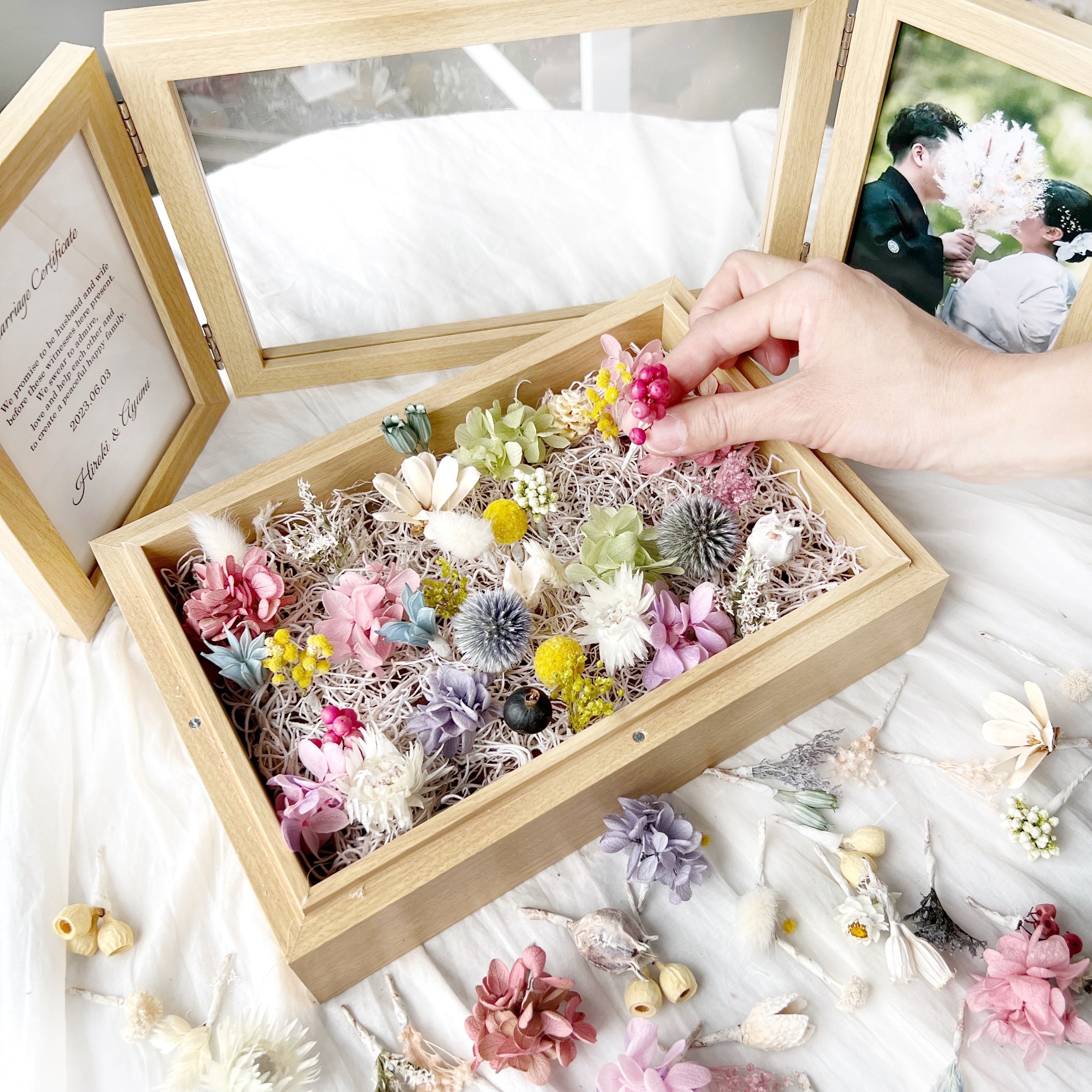 楽天市場ゲスト参加型結婚証明書送料無料 Flower Garden ゲスト参加型結婚証明書ドライフラワー プリザーブドフラワー フレームウェルカムスペース ボタニカル ナチュラル グリーン ガーデンウェディング ファミリー婚 : PIARY ピアリー 楽天市場店