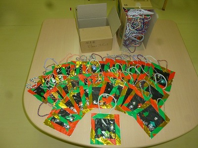 楽天市場 花束フェルトフレーム 4個までネコポス可母の日 父の日 プレゼント 手作り お絵かき おえかき 記念品 幼稚園 保育園 敬老の日 子どもアーテック : キープオン学習イベントショップ