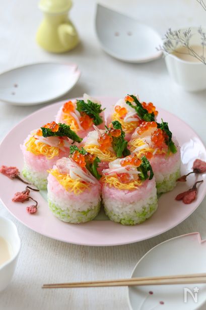 ひな祭り＊子供が喜ぶ♡お花畑の洋風トマトちらし寿司