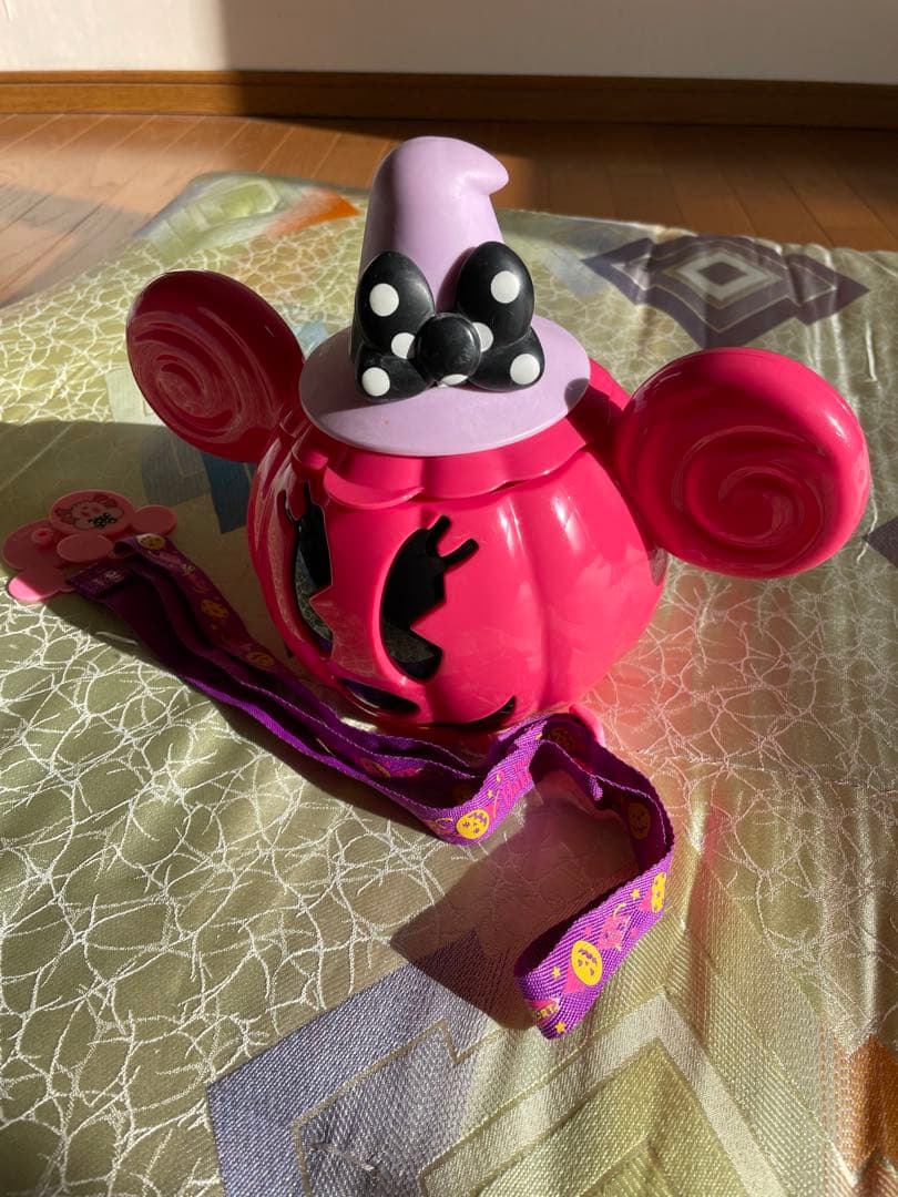 海外ディズニー パンプキンミッキー ポップコーンバケット ハロウィン バルーン ディズニー・ハロウィーンのポップコーンバケットは2WAY仕様。昼