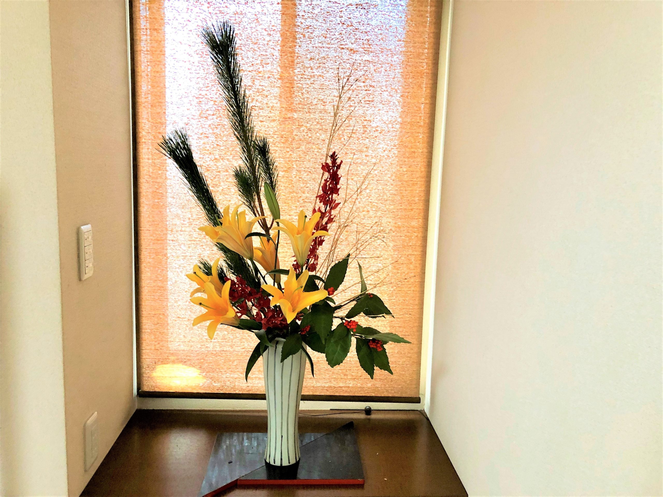 12 件の「床の間」のアイデアを今すぐ保存お正月 飾り、お正月アレンジ、正月 花 アレンジ など