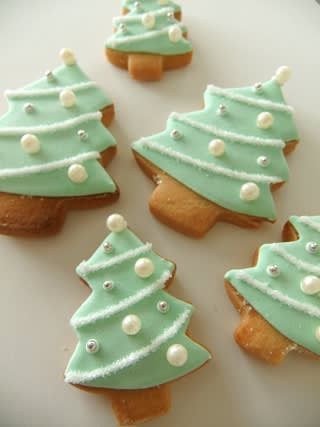 カラフルに！色々なクリスマスツリーのアイシングクッキーを作ってみようWiltonアントレックス公式ブログ