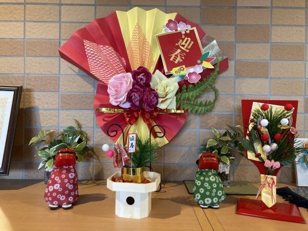 新年の壁面制作社会福祉法人 伊丹市社会福祉事業団